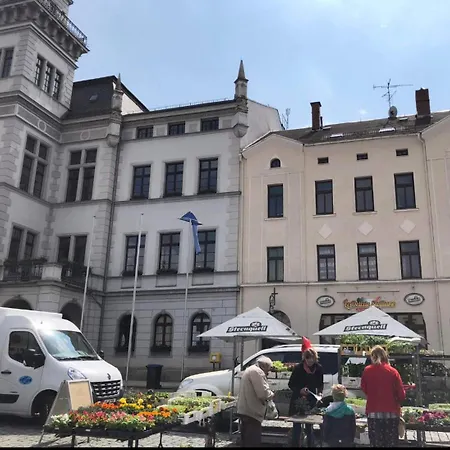 Am Markt Apartament *